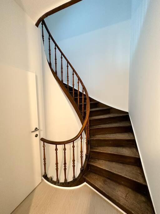 Duplex Hyper Centre Apartment Liege Bagian luar foto